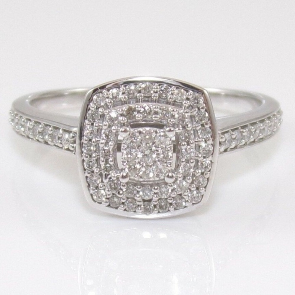 14K Gold In Love By Brides Diamond Halo Engagement